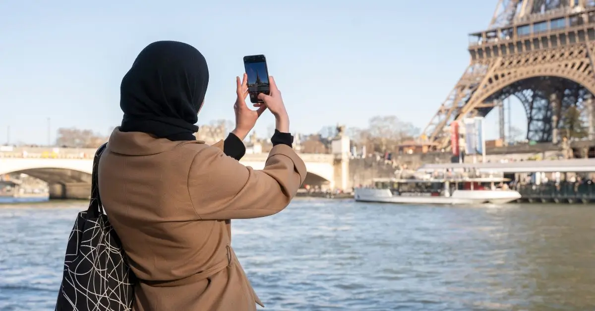 How to Travel to UAE on a Budget